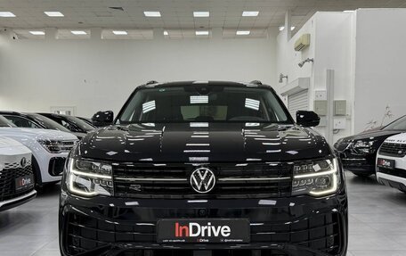 Volkswagen Teramont I, 2024 год, 5 900 000 рублей, 2 фотография