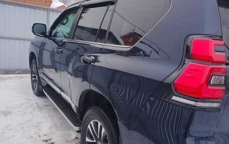 Toyota Land Cruiser Prado 150 рестайлинг 2, 2019 год, 6 350 000 рублей, 9 фотография