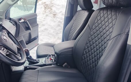 Toyota Land Cruiser Prado 150 рестайлинг 2, 2019 год, 6 350 000 рублей, 12 фотография