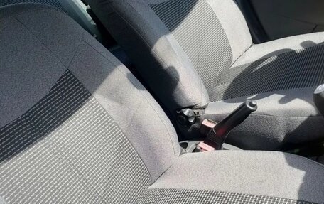 Renault Logan I, 2011 год, 240 000 рублей, 6 фотография