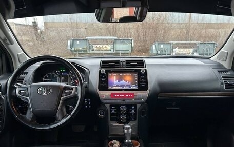 Toyota Land Cruiser Prado 150 рестайлинг 2, 2018 год, 3 900 000 рублей, 8 фотография