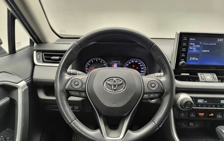 Toyota RAV4, 2020 год, 3 200 000 рублей, 12 фотография