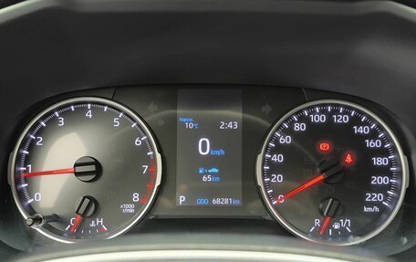 Toyota RAV4, 2020 год, 3 200 000 рублей, 28 фотография