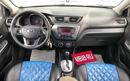 KIA Rio III рестайлинг, 2013 год, 820 000 рублей, 10 фотография