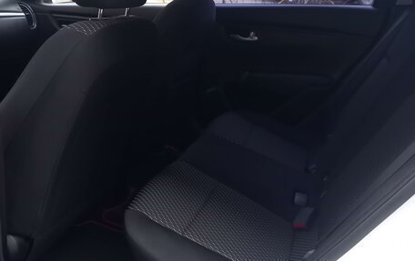 KIA Rio IV, 2018 год, 1 750 000 рублей, 7 фотография