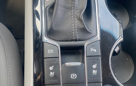 KIA Carnival III, 2020 год, 3 100 000 рублей, 7 фотография