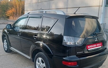 Mitsubishi Outlander III рестайлинг 3, 2011 год, 1 200 000 рублей, 5 фотография