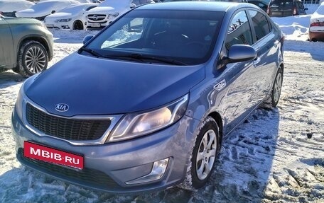 KIA Rio III рестайлинг, 2013 год, 750 000 рублей, 26 фотография