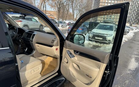 Toyota Land Cruiser Prado 150 рестайлинг 2, 2009 год, 2 320 000 рублей, 14 фотография