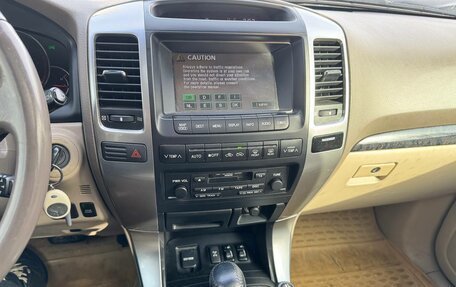 Toyota Land Cruiser Prado 150 рестайлинг 2, 2009 год, 2 320 000 рублей, 28 фотография