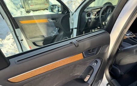 Audi A4, 2015 год, 2 470 000 рублей, 22 фотография