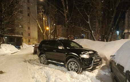 Mitsubishi Pajero Sport II рестайлинг, 2014 год, 2 300 000 рублей, 5 фотография