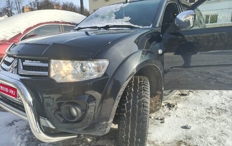 Mitsubishi Pajero Sport II рестайлинг, 2014 год, 2 300 000 рублей, 11 фотография