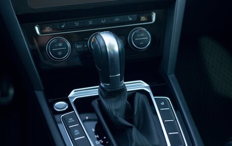 Volkswagen Passat B8 рестайлинг, 2019 год, 2 400 000 рублей, 11 фотография