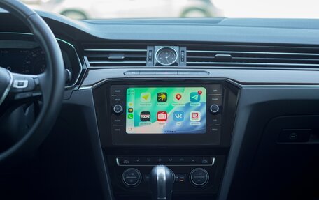 Volkswagen Passat B8 рестайлинг, 2019 год, 2 400 000 рублей, 9 фотография