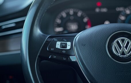 Volkswagen Passat B8 рестайлинг, 2019 год, 2 400 000 рублей, 10 фотография