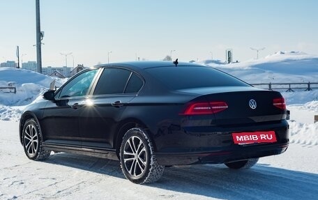 Volkswagen Passat B8 рестайлинг, 2019 год, 2 400 000 рублей, 3 фотография