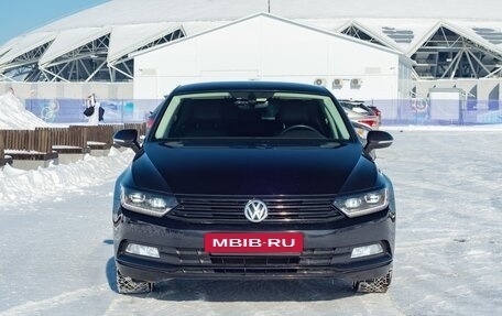 Volkswagen Passat B8 рестайлинг, 2019 год, 2 400 000 рублей, 2 фотография