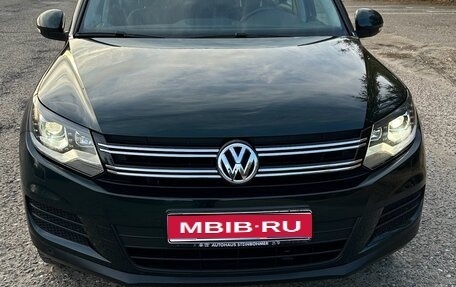 Volkswagen Tiguan I, 2013 год, 850 000 рублей, 1 фотография