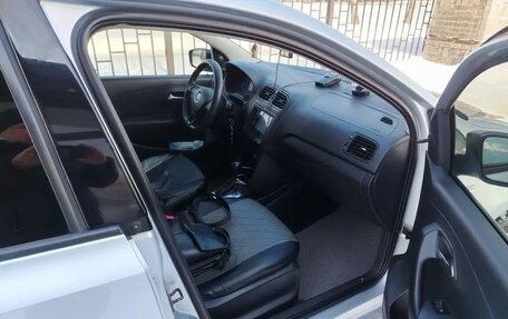 Volkswagen Polo VI (EU Market), 2016 год, 1 050 000 рублей, 8 фотография