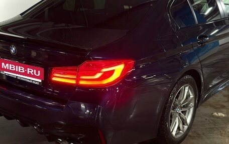 BMW 5 серия, 2018 год, 2 800 000 рублей, 11 фотография