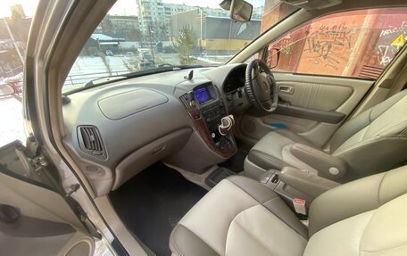 Toyota Harrier, 1999 год, 700 000 рублей, 12 фотография