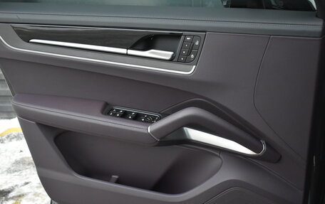 Porsche Cayenne III, 2026 год, 18 900 000 рублей, 34 фотография