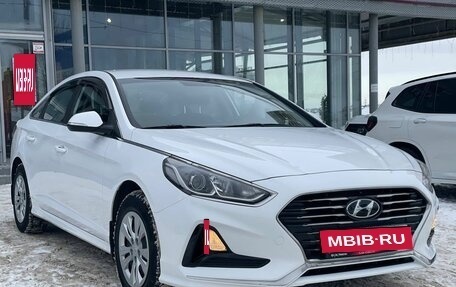 Hyundai Sonata VII, 2019 год, 1 970 000 рублей, 4 фотография