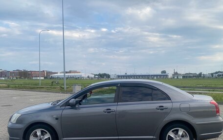 Toyota Avensis III рестайлинг, 2004 год, 699 000 рублей, 7 фотография