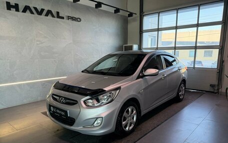 Hyundai Solaris II рестайлинг, 2013 год, 745 000 рублей, 3 фотография