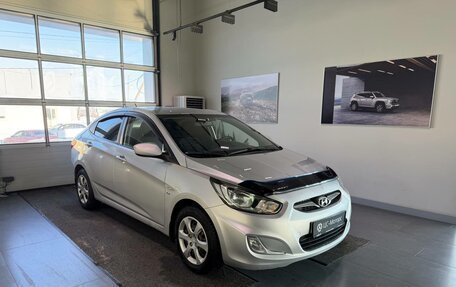 Hyundai Solaris II рестайлинг, 2013 год, 745 000 рублей, 5 фотография