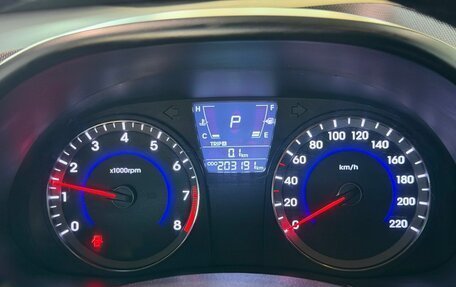 Hyundai Solaris II рестайлинг, 2013 год, 745 000 рублей, 18 фотография