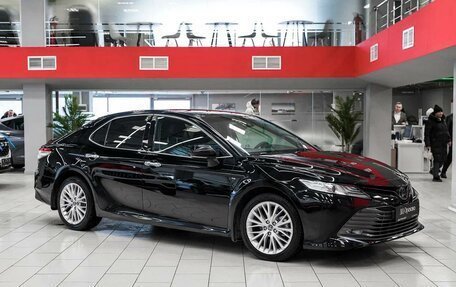 Toyota Camry, 2021 год, 2 690 000 рублей, 3 фотография