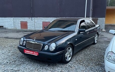 Mercedes-Benz E-Класс, 1995 год, 350 000 рублей, 1 фотография