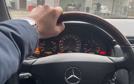 Mercedes-Benz E-Класс, 1995 год, 350 000 рублей, 8 фотография