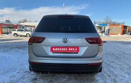 Volkswagen Tiguan II, 2019 год, 2 400 000 рублей, 5 фотография