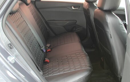 Hyundai Solaris II рестайлинг, 2021 год, 1 799 000 рублей, 20 фотография