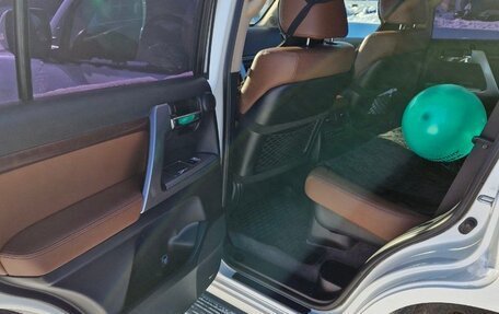 Toyota Land Cruiser 200, 2014 год, 4 500 000 рублей, 10 фотография