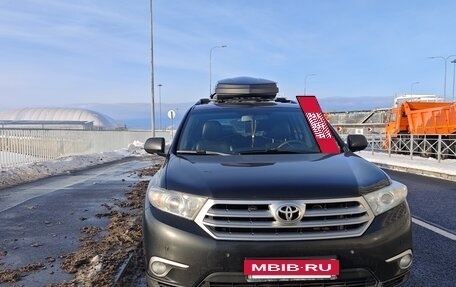 Toyota Highlander III, 2013 год, 1 800 000 рублей, 20 фотография