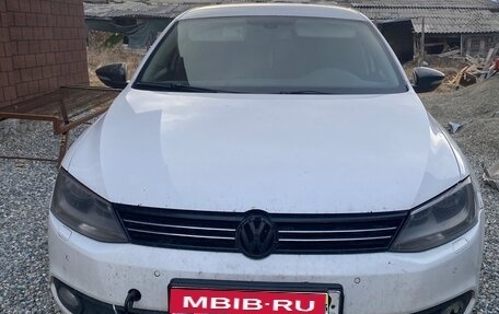 Volkswagen Jetta VI, 2013 год, 550 000 рублей, 1 фотография