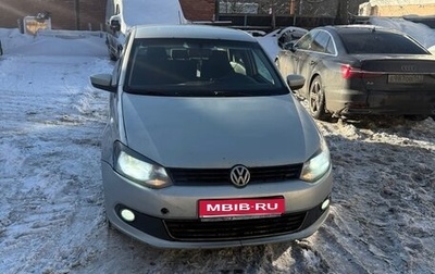 Volkswagen Polo VI (EU Market), 2013 год, 380 000 рублей, 1 фотография