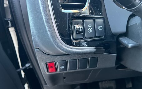 Mitsubishi Outlander III рестайлинг 3, 2016 год, 2 198 000 рублей, 33 фотография