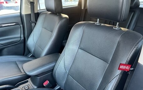 Mitsubishi Outlander III рестайлинг 3, 2016 год, 2 198 000 рублей, 18 фотография