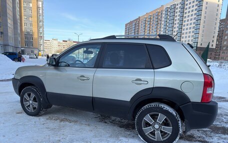 Hyundai Tucson III, 2005 год, 745 000 рублей, 9 фотография