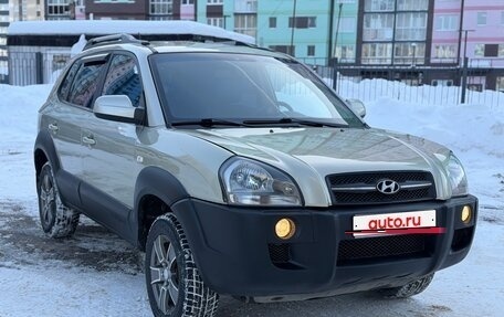 Hyundai Tucson III, 2005 год, 745 000 рублей, 2 фотография