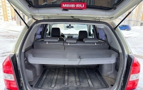 Hyundai Tucson III, 2005 год, 745 000 рублей, 24 фотография