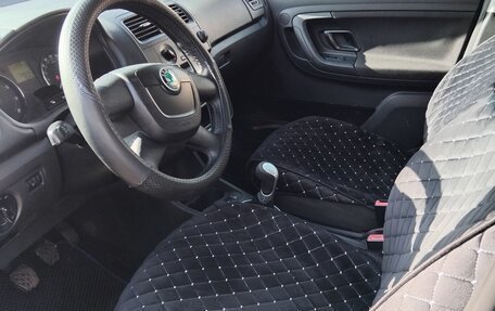 Skoda Fabia II, 2010 год, 550 000 рублей, 9 фотография