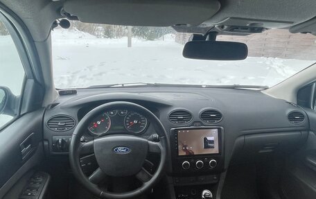 Ford Focus II рестайлинг, 2005 год, 340 000 рублей, 18 фотография