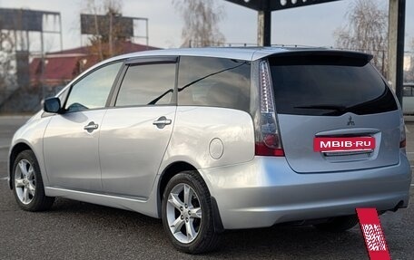 Mitsubishi Grandis, 2008 год, 690 000 рублей, 3 фотография