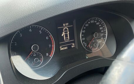 Volkswagen Jetta VI, 2013 год, 550 000 рублей, 15 фотография